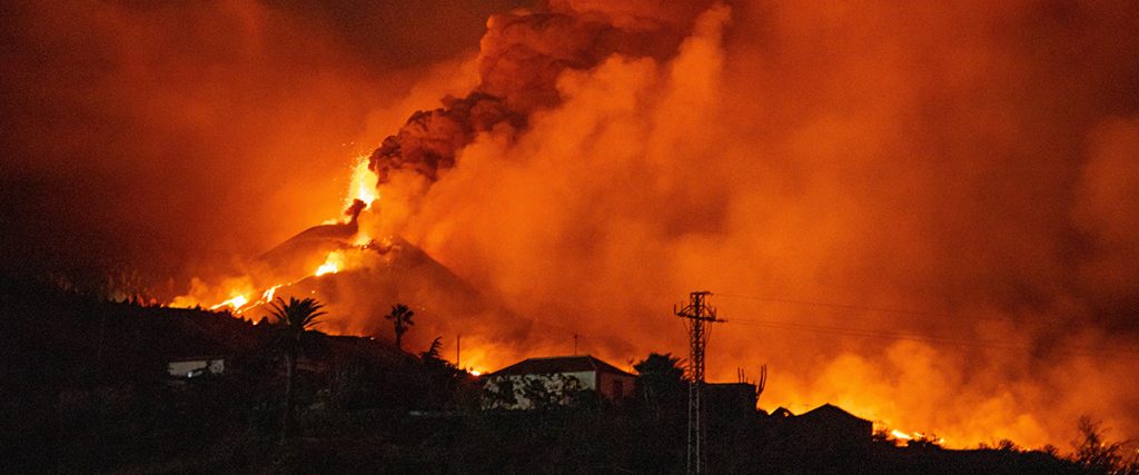 Volcanólogas exponen sobre caracterización e impacto de las últimas erupciones volcánicas en España